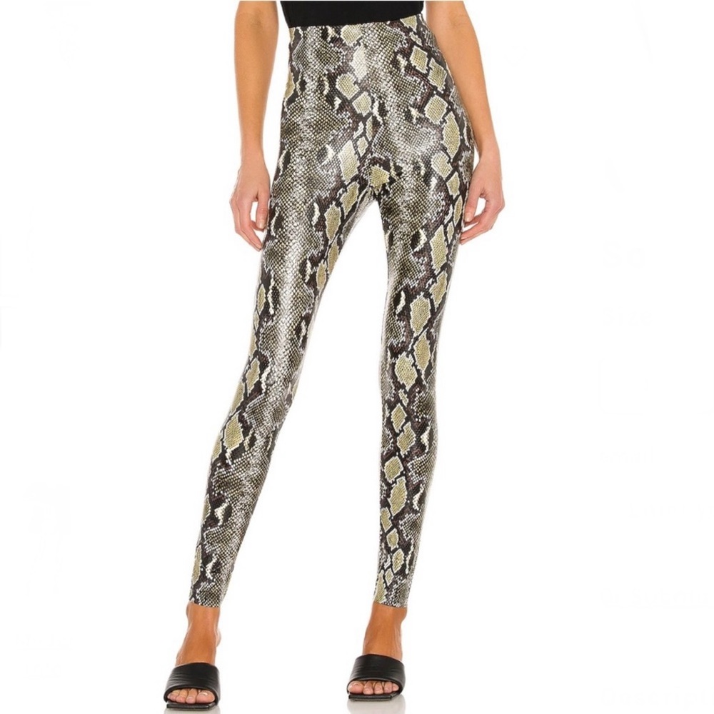 NEW COMMANDO REVOLVE FAUX LEATHER LEGGINGS - Picture 1 of 8